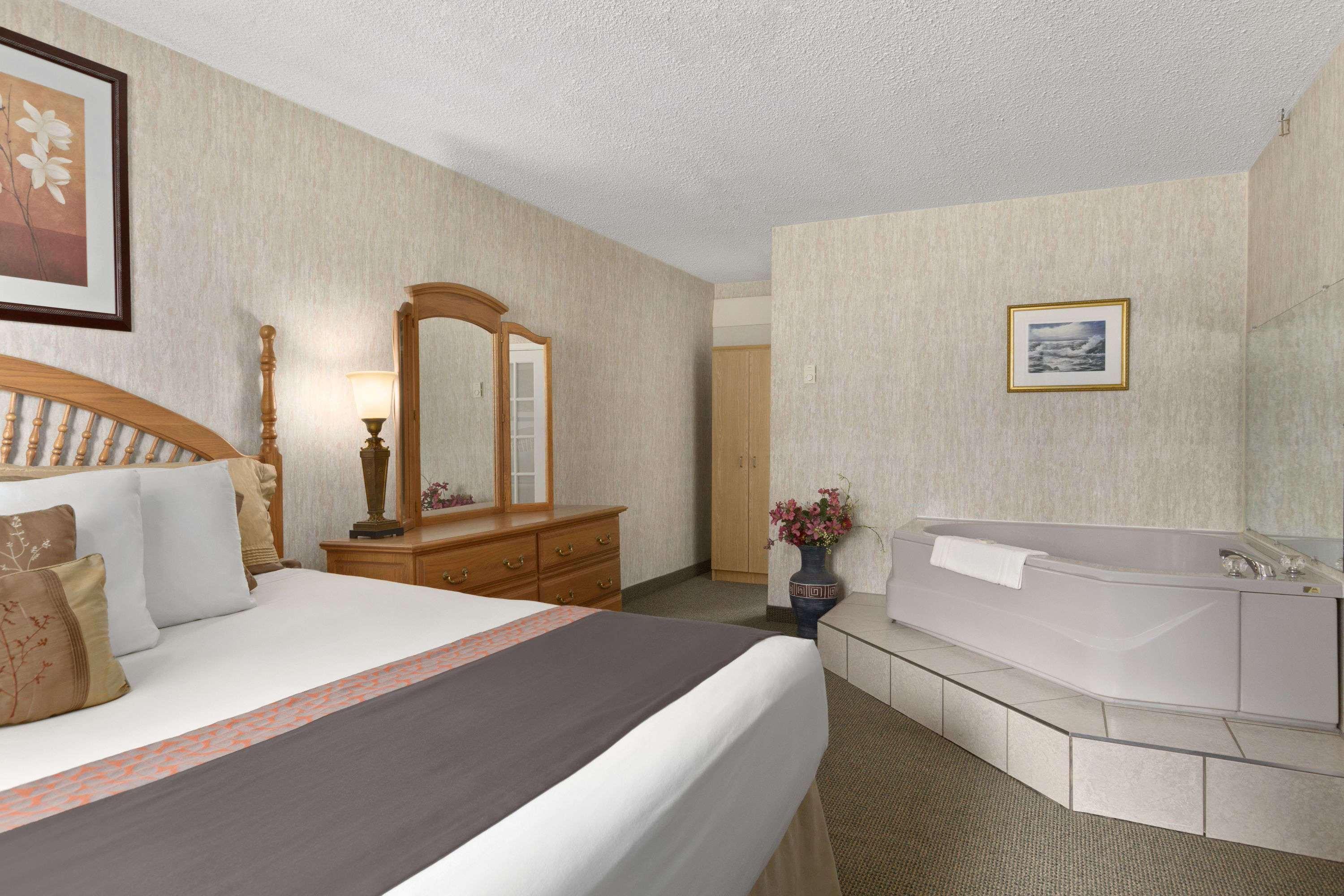 Days Inn By Wyndham Bridgewater Conference Center Exterior foto